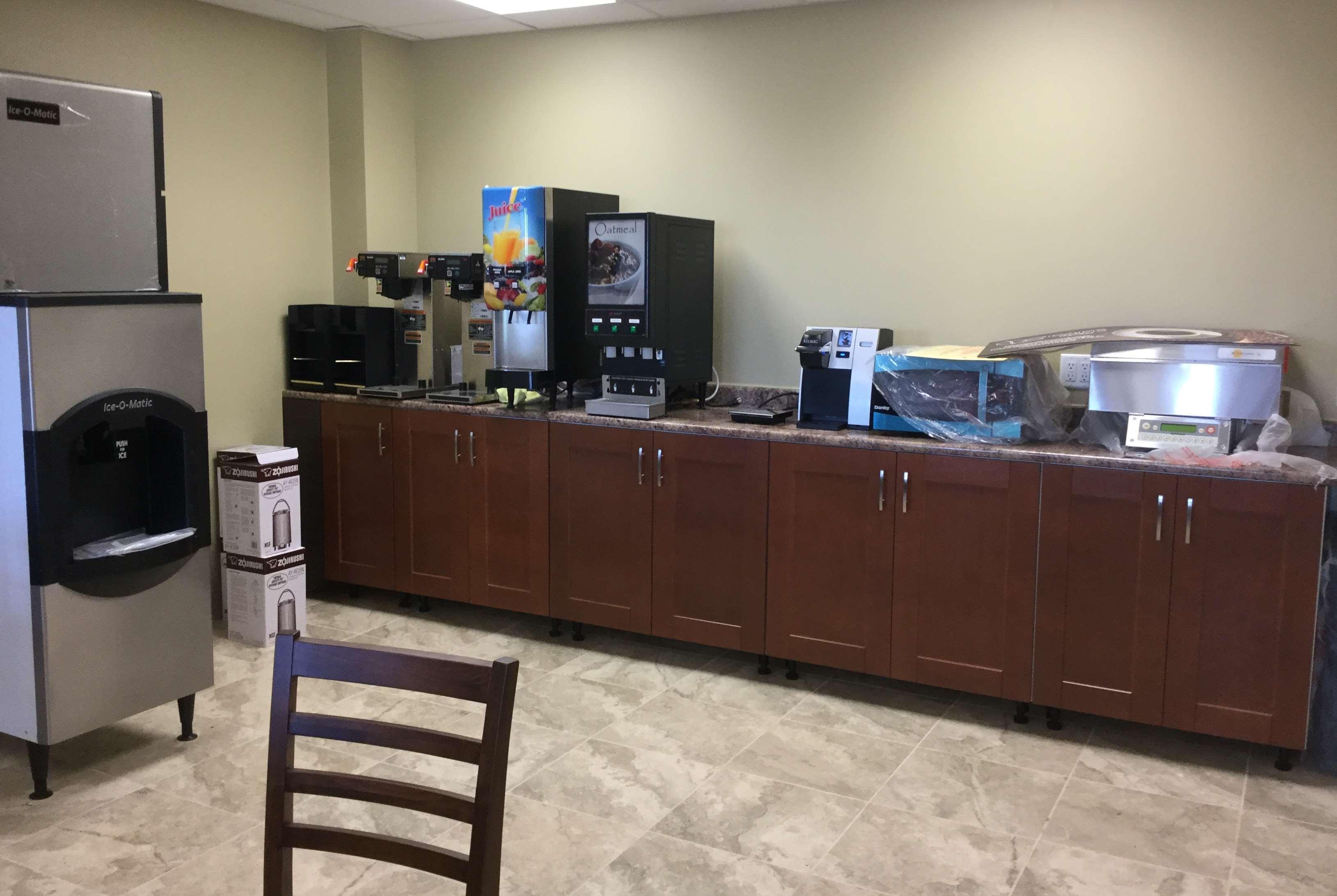 哈迪斯蒂温德姆速8酒店 Hardisty 外观 照片